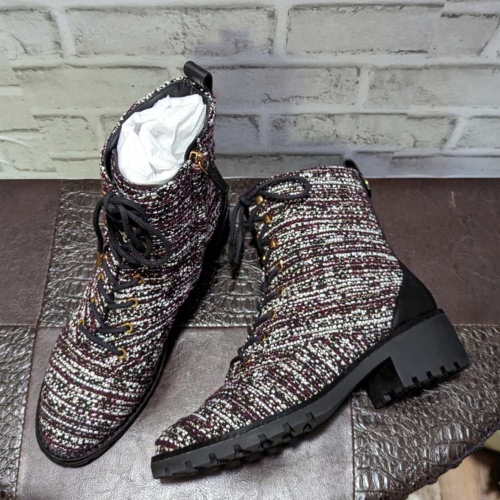 Tory Burch Combat Lug Sole Boot size 8 - Picture 8 of 12